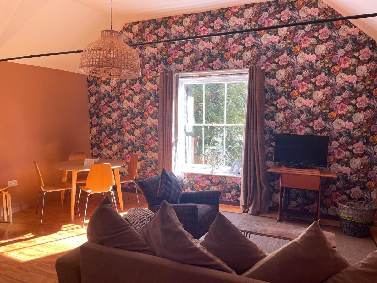 House -stylish In Village Location Bildeston