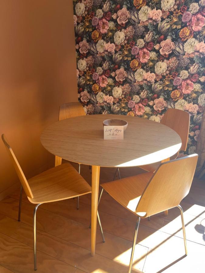 House -stylish In Village Location *